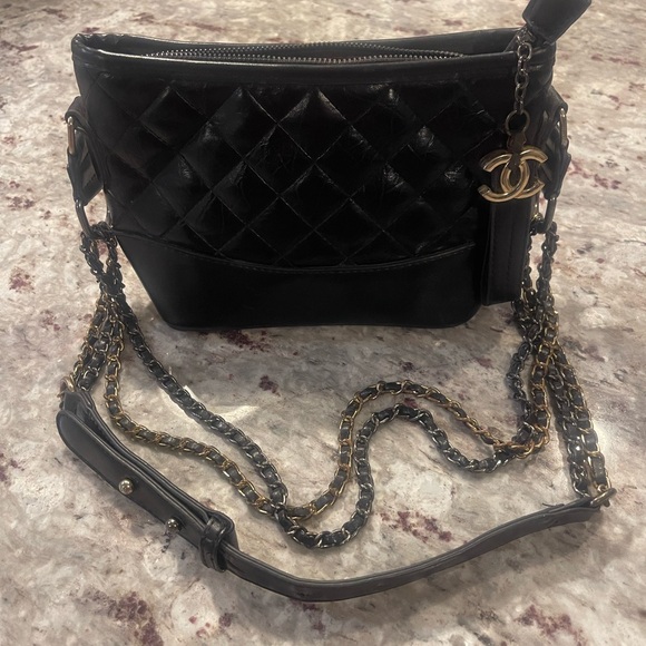 CC Inspired Black Quilted Crossbody Bag with Gold Accents - Picture 1 of 6